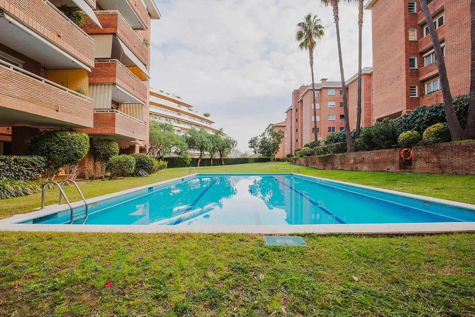 Blueground Pedralbes Pool Garden Ac Bcn-175 Διαμέρισμα Βαρκελώνη